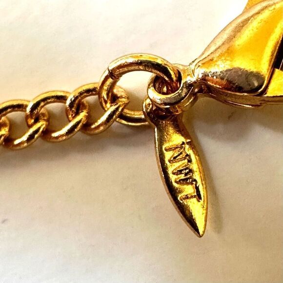 Avon gold tone geometric statement necklace - Picture 6 of 9